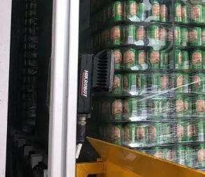 百年青啤邂逅智能制造！?？禉C器人為青島啤酒注入智造新活力